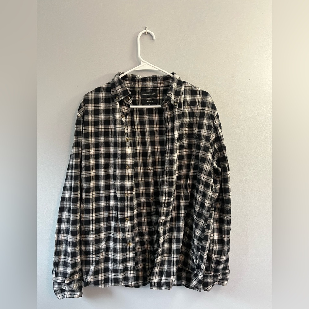 Banana Republic Men’s Untucked Fit button up